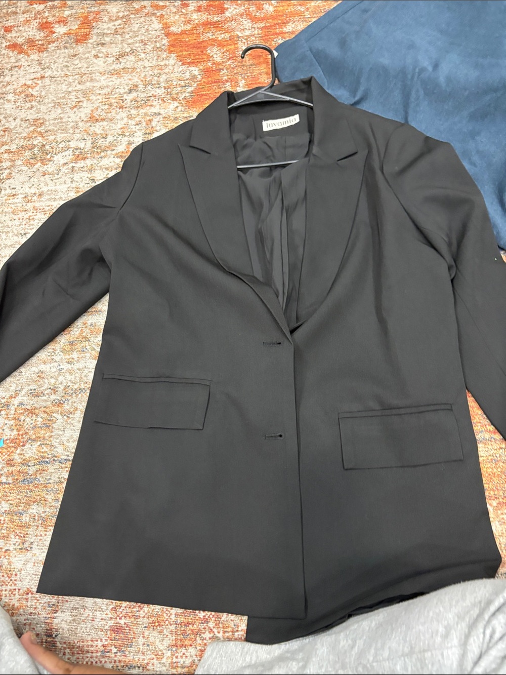 Tailored Black Blazer by Lavandine